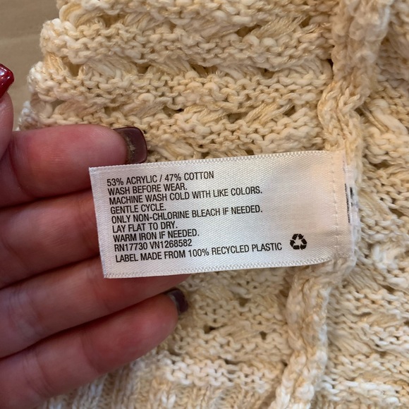 CAT & JACK CREAM CARDIGAN SWEATER GIRLS 10/12 - Picture 4 of 4